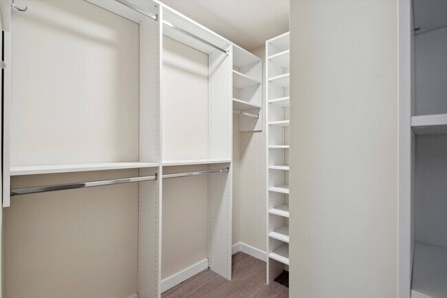 Building Photo - 1826 W Montgomery Ave