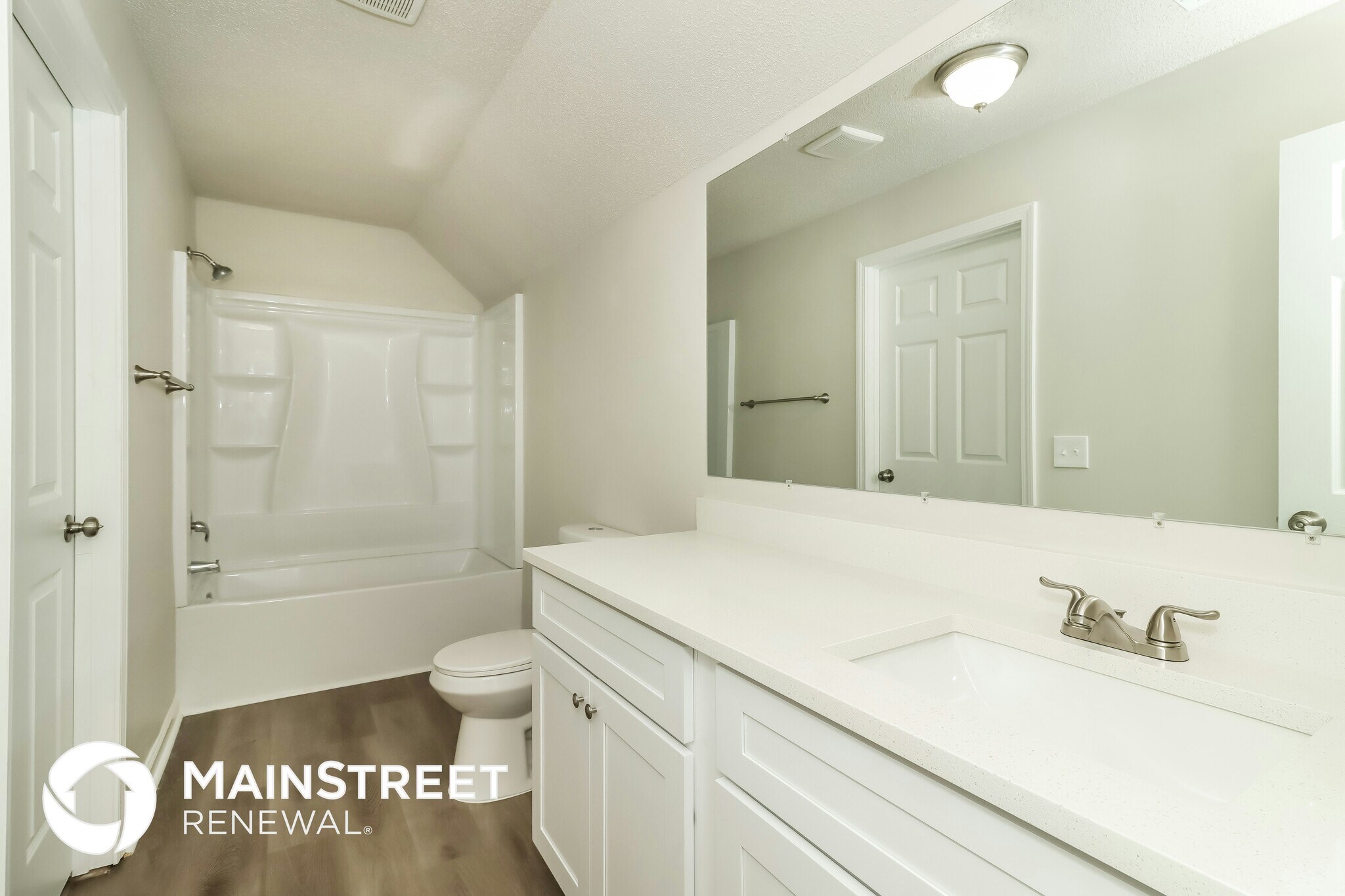 Building Photo - 7073 Stonecreek Dr