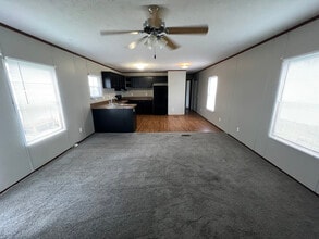 Building Photo - 133 Burch St