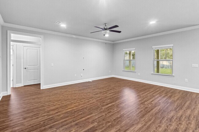 Building Photo - 8174 Miranda St