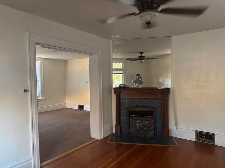 Dining room - 321 D St