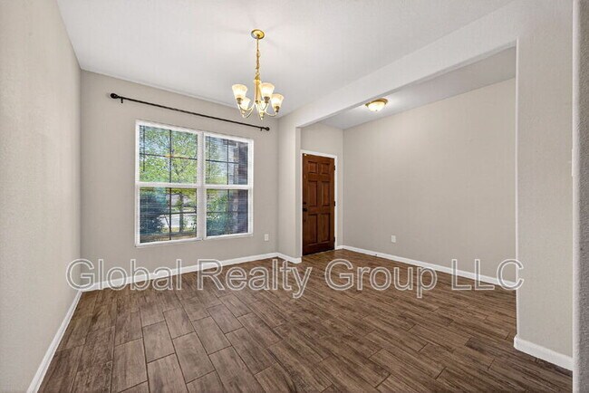 Building Photo - 10426 Rosalina Lp