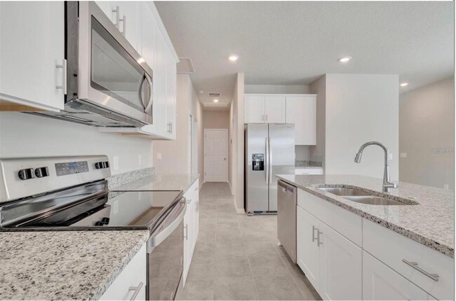 Building Photo - 2301 Mystic Maze Ln