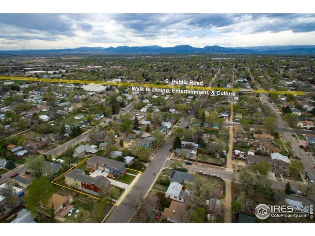 Building Photo - 4 Bedroom Townhome Available ASAP! Great Location! MOVE IN SPECIAL! $500 Off Monthly Rent!