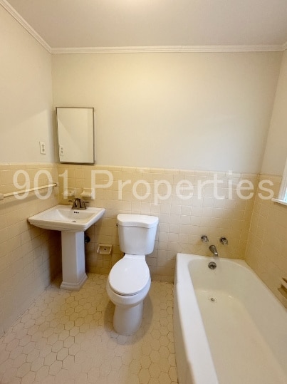 Building Photo - 365 Haynes St