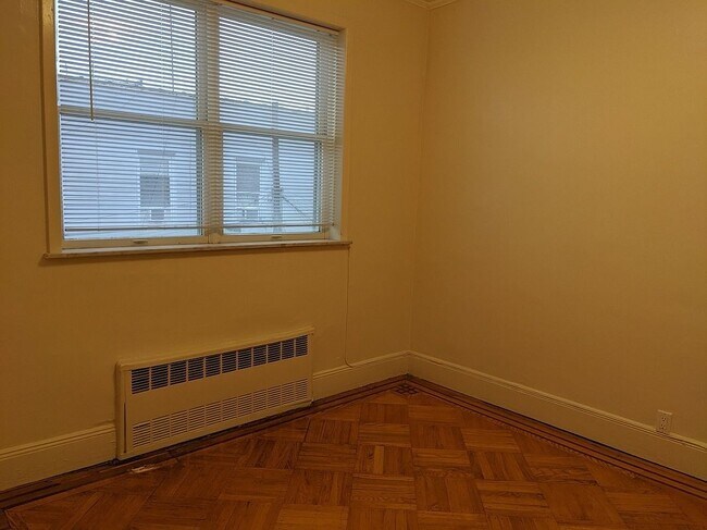 Bedroom - 6708 12th Ave