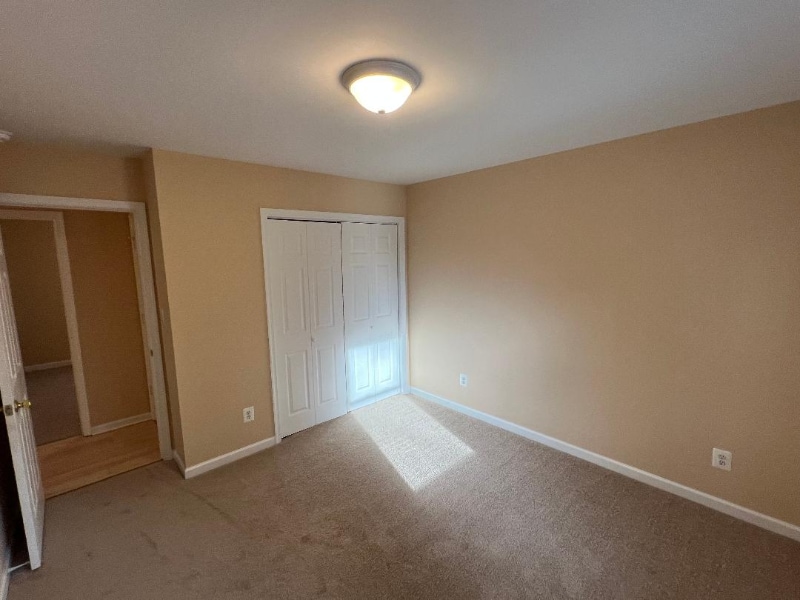 Building Photo - 4525 Greenfield Dr