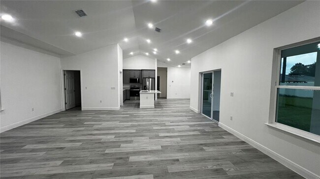 Building Photo - 14927 SW 63rd Ct