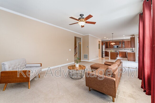 Building Photo - 4203 Talon Dr