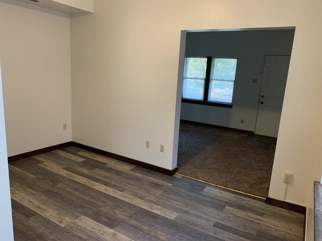 Building Photo - 1224 7th Ave N