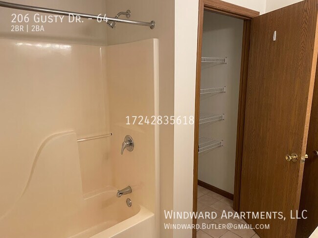 Building Photo - 206 Gusty Dr