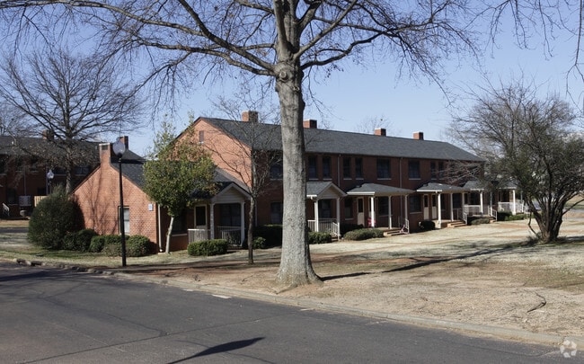 Building Photo - Brook Haven Apartments