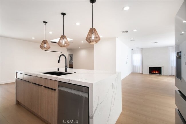 Building Photo - 22539 Dolorosa St