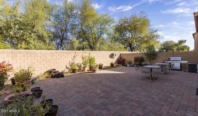 Building Photo - 9446 W Virginia Ave