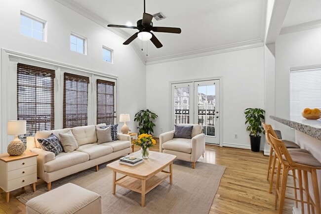 Building Photo - 1303 Sherwood Point Ln