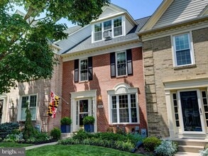 Building Photo - Mays Chapel Chapelgate Townhome | Renovated Main Level + KitchenAid Appliances | Deck Overlooking...