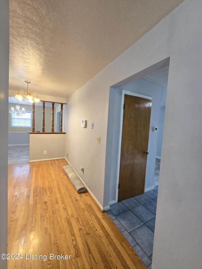 Building Photo - 4515 Lambert Rd