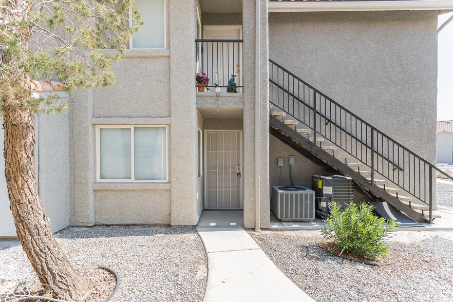 Building Photo - 1888 Big Horn St