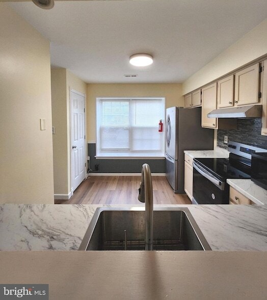 Building Photo - 91 Grant Ln