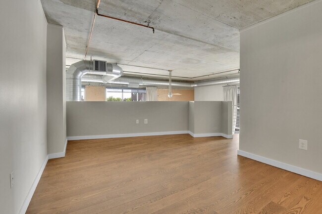 Building Photo - $3,100 - 2 Bed, 2 Bath Lofted Condo in Den...