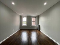 Building Photo - 3 bedroom in BRONX NY 10467