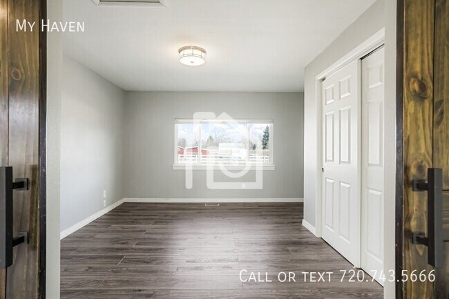 Building Photo - 5287 Indiana St