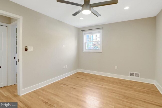 Building Photo - 4519 Holmes Run Pkwy
