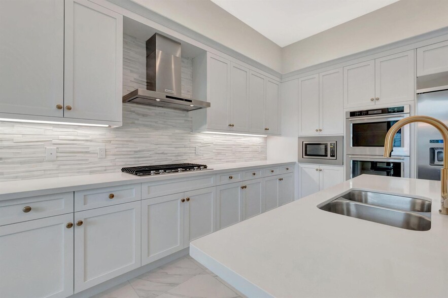 Building Photo - 9060 Dulcetto Ct