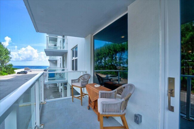 Building Photo - 3450 S Ocean Blvd