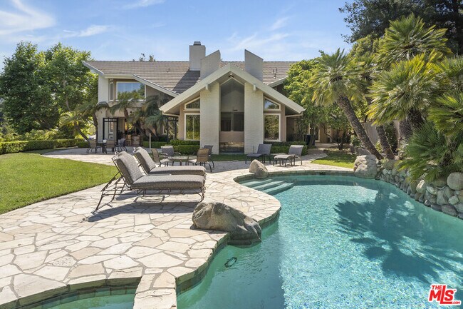 Building Photo - 16101 Valley Meadow Pl
