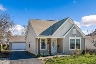 Building Photo - Pasadena Avenue