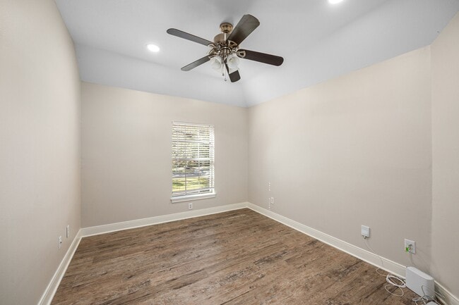 Building Photo - 12502 Pebble Way Ct