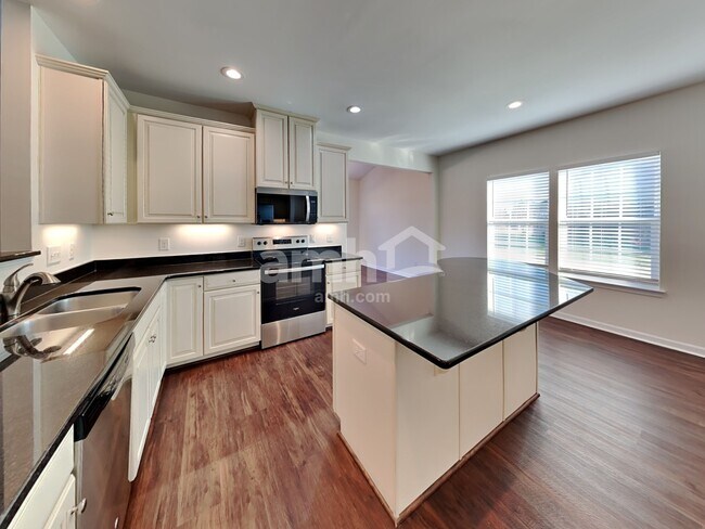 Building Photo - 1721 Muirwood Blvd