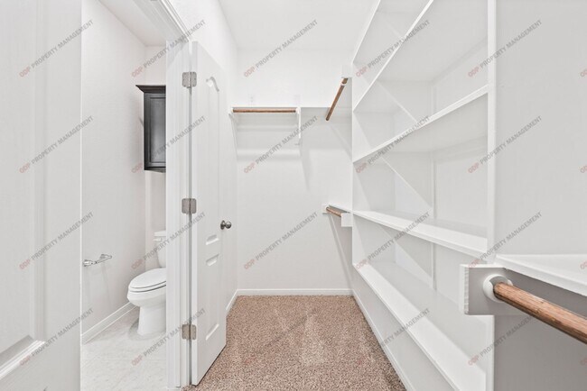 Building Photo - $250 OFF FIRST MONTHS RENT