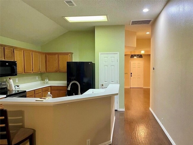 Building Photo - 1505 Fairfield Ct