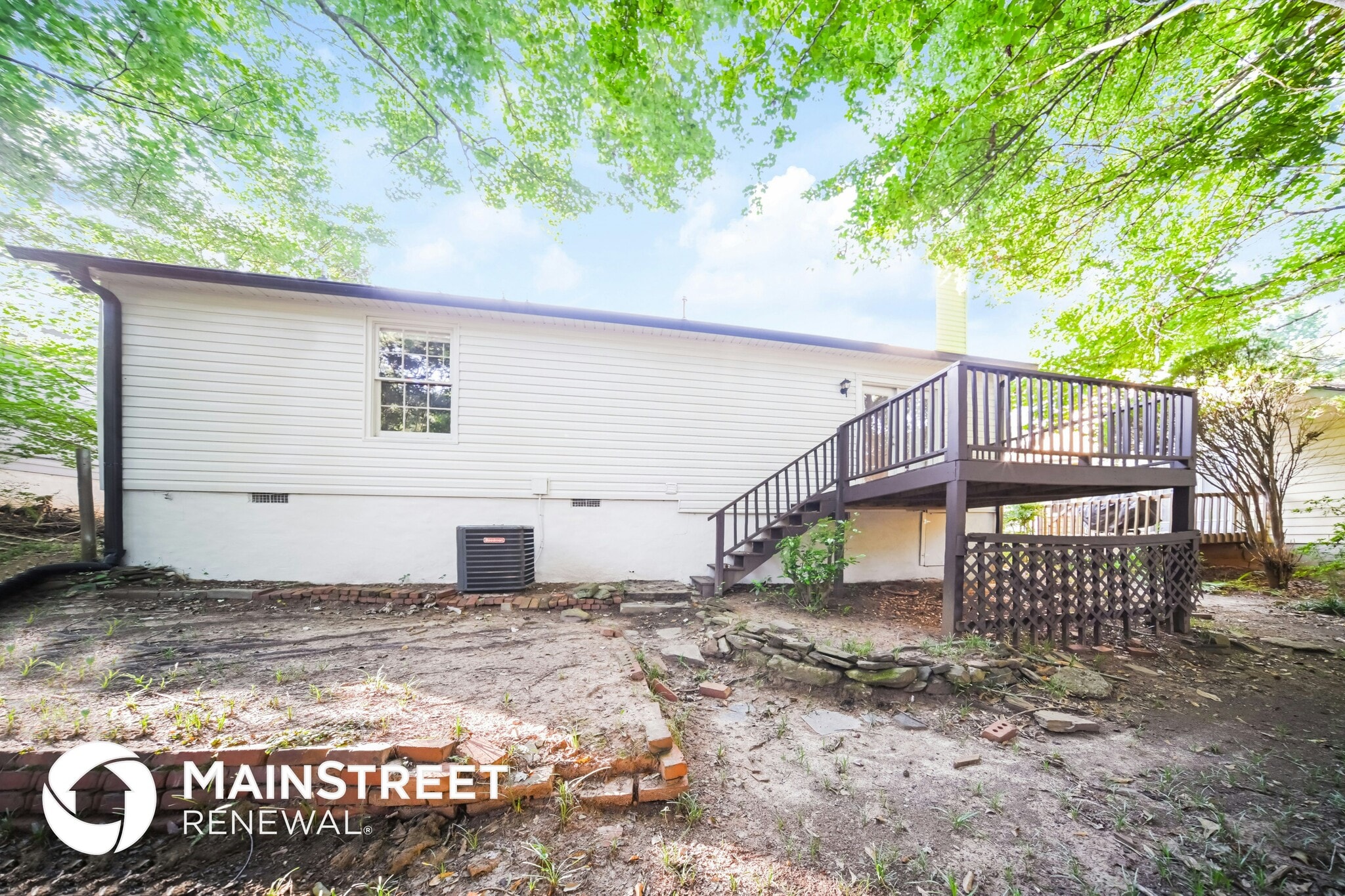 Building Photo - 801 Redland Dr