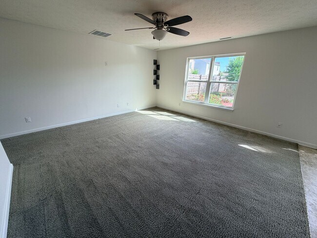 Building Photo - 1008 Balto Dr
