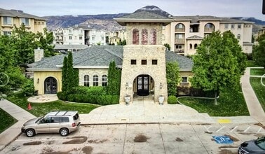 Building Photo - 930 N 980 W