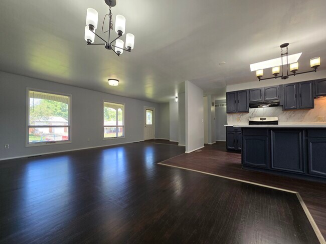 Building Photo - 1532 Surf Side Dr