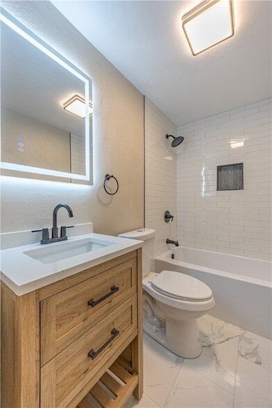 Building Photo - 476 Fielding Dr