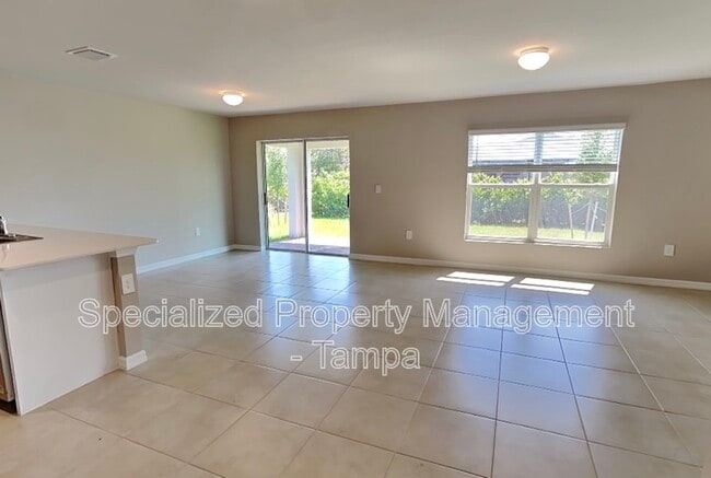 Building Photo - 4731 Gillot Blvd