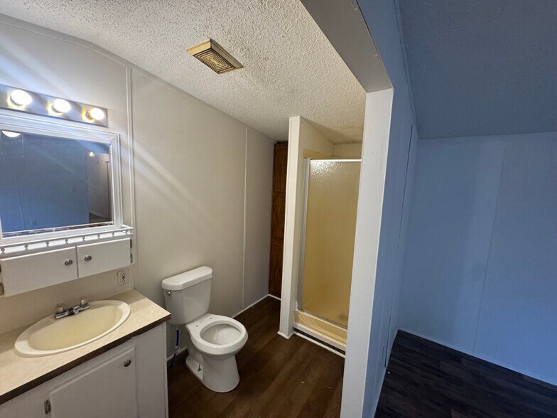 Building Photo - 1341 County Rd 1135