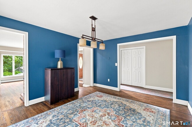 Building Photo - 40 Rockledge Dr