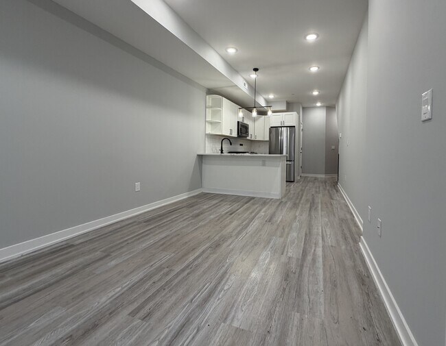 Building Photo - 1330 S Carlisle St