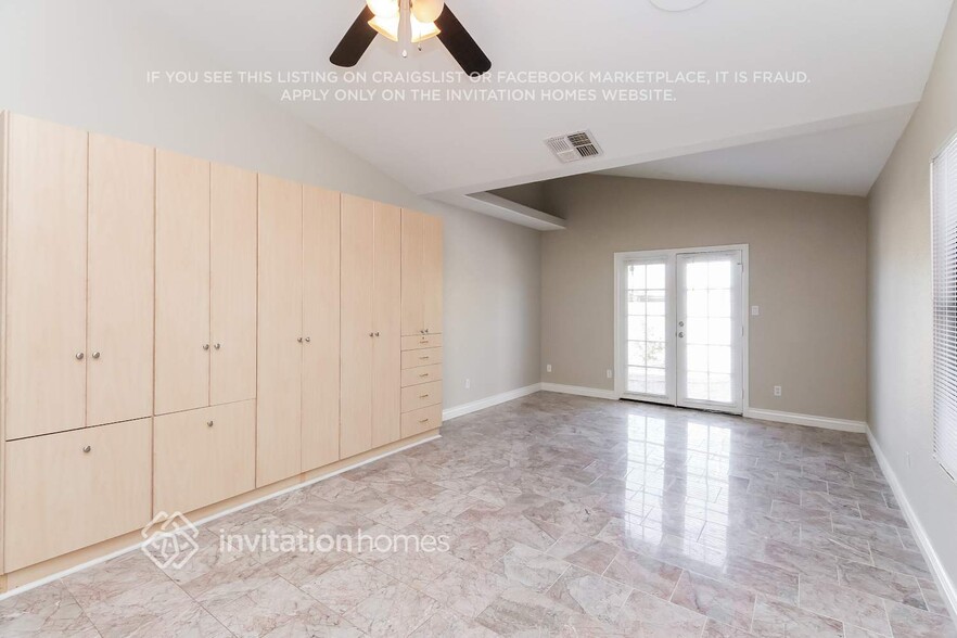 Building Photo - 1232 W Seascape Dr