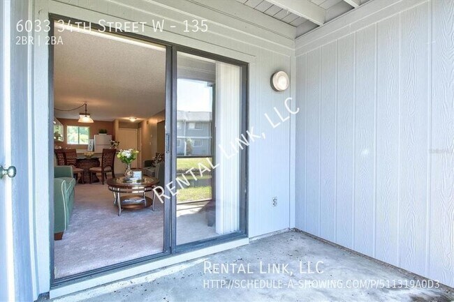 Building Photo - 2 Bedroom Condo in Harbor Pines for Rent!