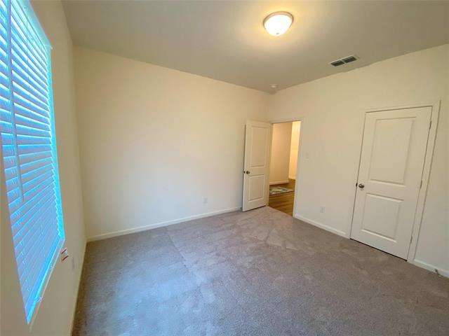 Building Photo - 3013 Aspen Dr