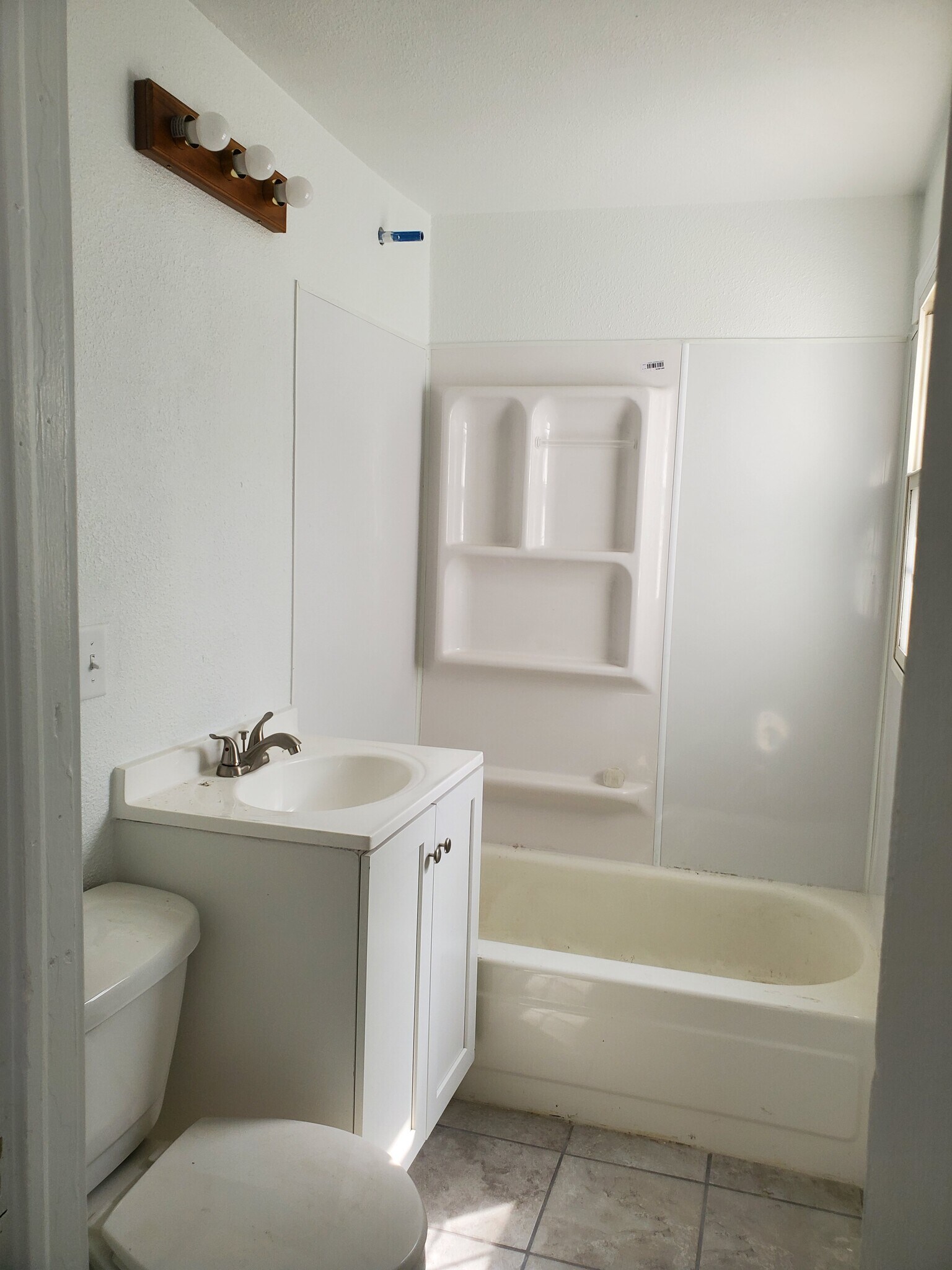 Building Photo - 502 S 1st St