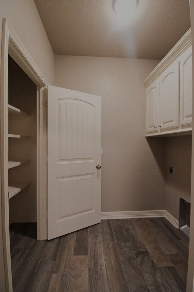 Building Photo - Modern 3-Bedroom 2 Bath Duplex in South Tyler