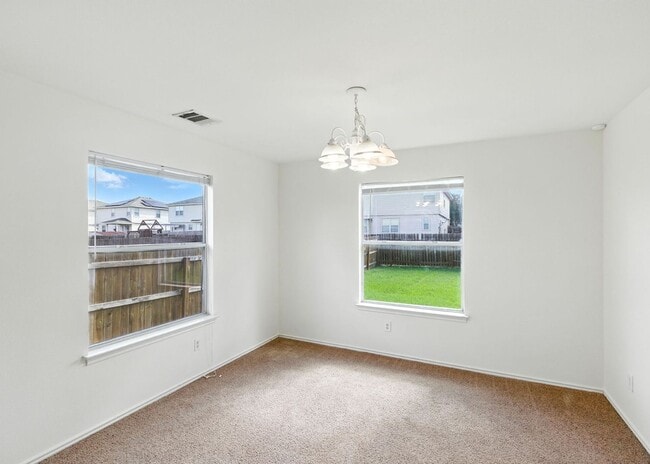 Building Photo - Easy Access to Hwy 90 & Loop 410